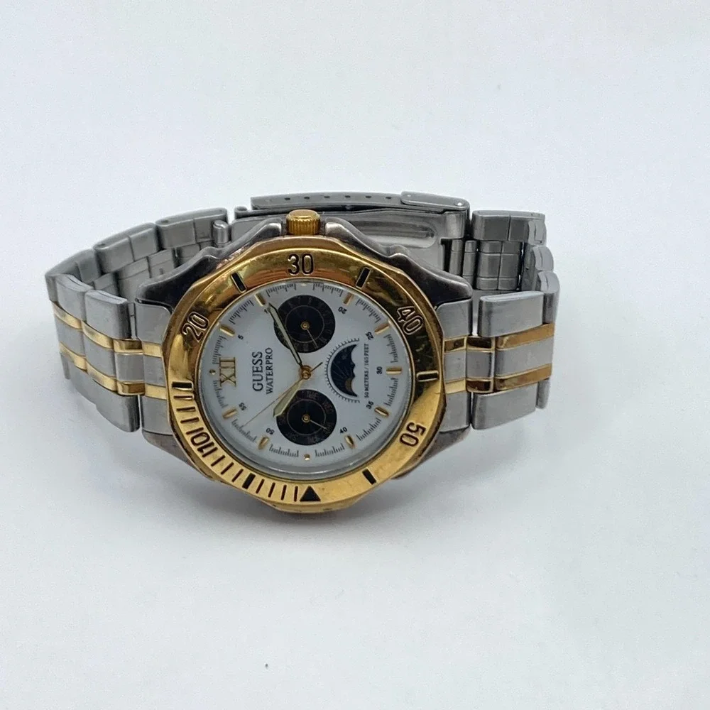 Guess Waterpro Men's Watch Sun Moon 39mm Gold Silver Tone Day Date New Battery